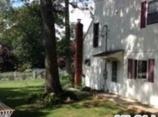 17 Shelter Dr, Sound Beach, NY 11789