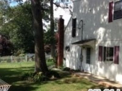 17 Shelter Dr, Sound Beach, NY, 11789