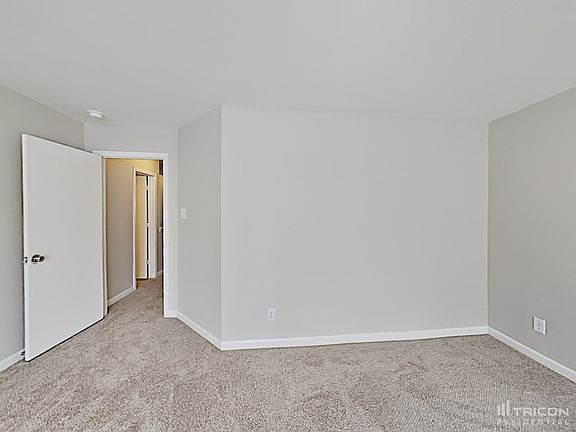 5th image of 4540 Stone Mountain Dr