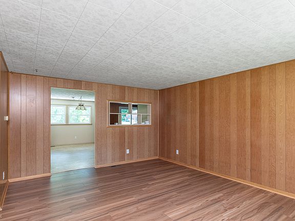 4th image of 10325 Rockford Ct