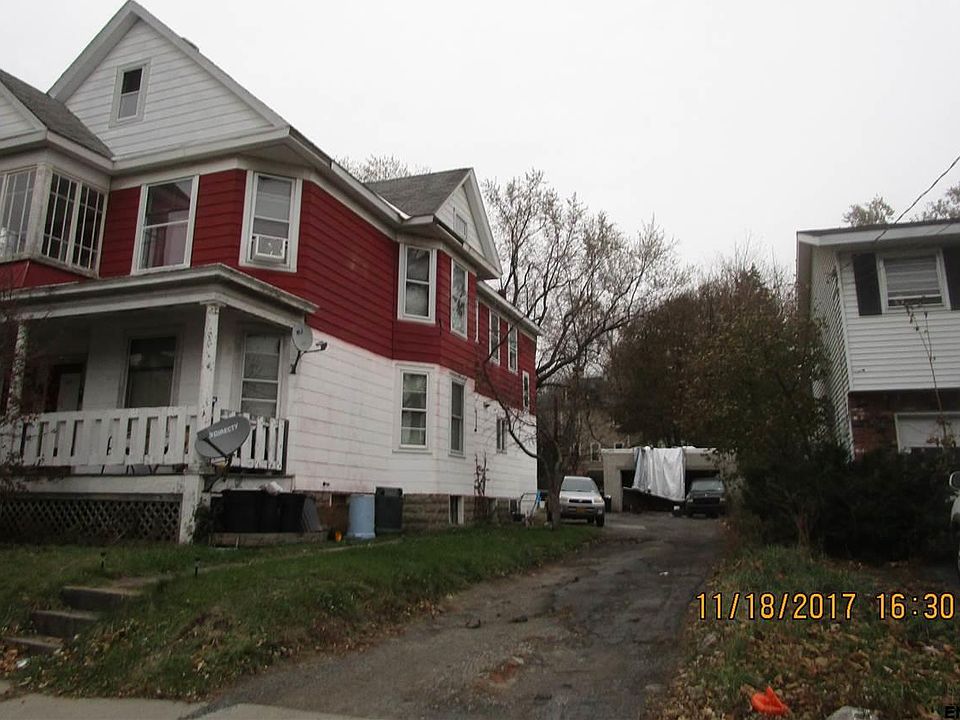 2nd image of 1614 Avenue B
