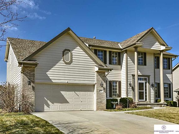 2nd image of 5004 N 140th St