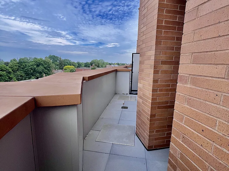 1720 Bayview Ave #527 — Photo 17