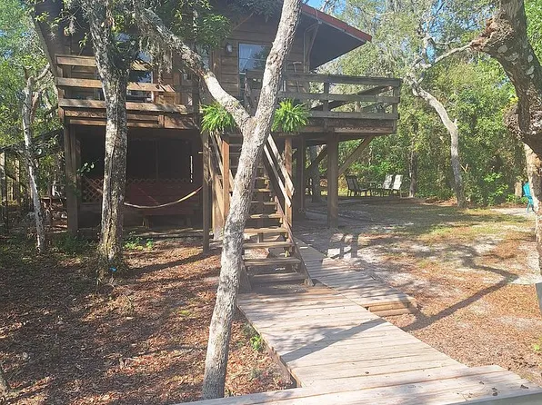 5148 Cyril Dr, Dade City, FL 33523