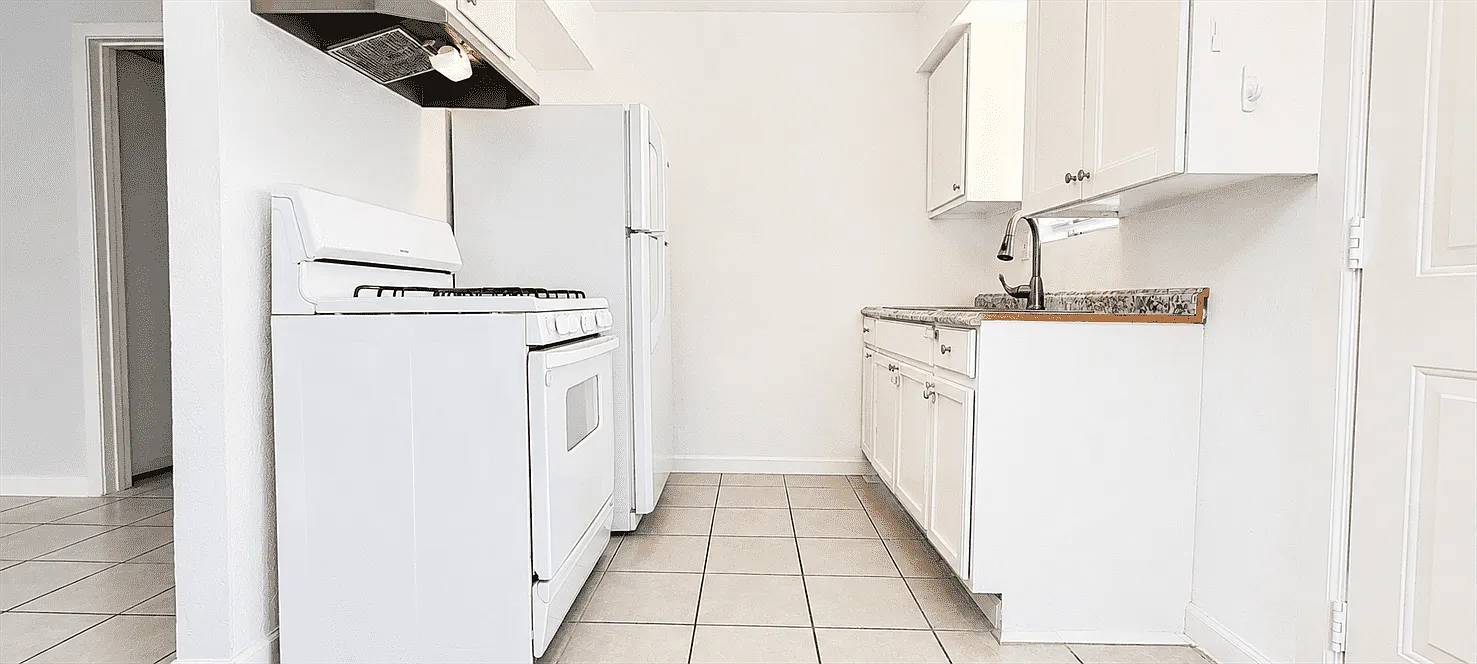 2 bed, 735 sqft, $1,100 — Photo 2