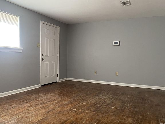 3rd image of 8224 W 37th St