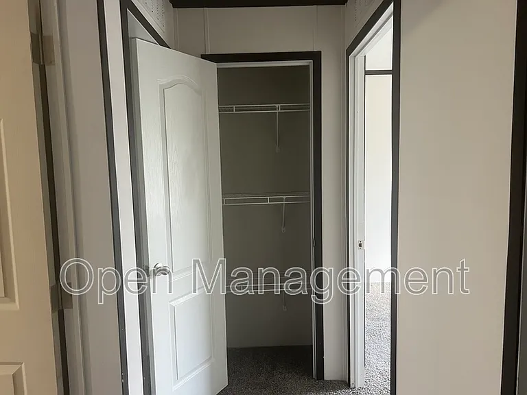 825 1st Ave E #87 — Photo 10