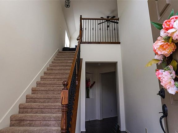 4th image of 9956 Copperhead Ln