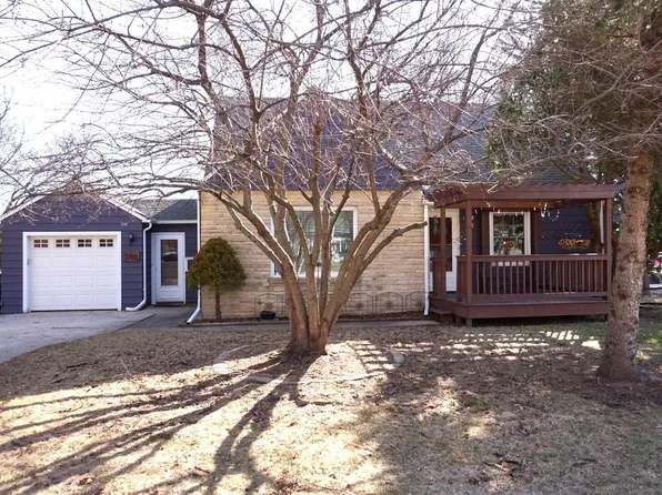 188 North Dries STREET, Saukville, WI 53080