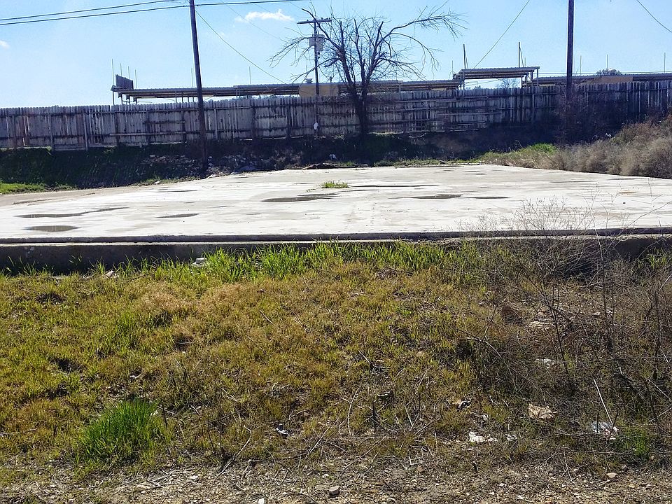 1st image of 313 Sunset Ln #Ah