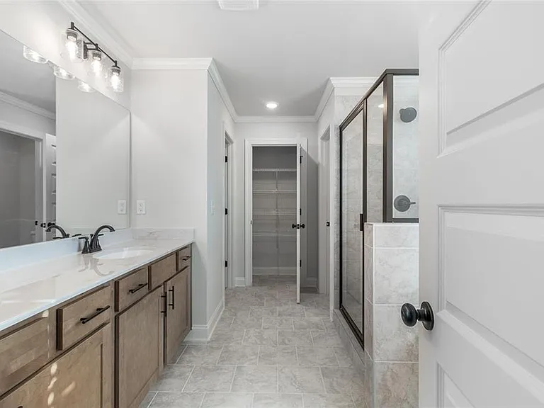 448 Banff Dr — Photo 14