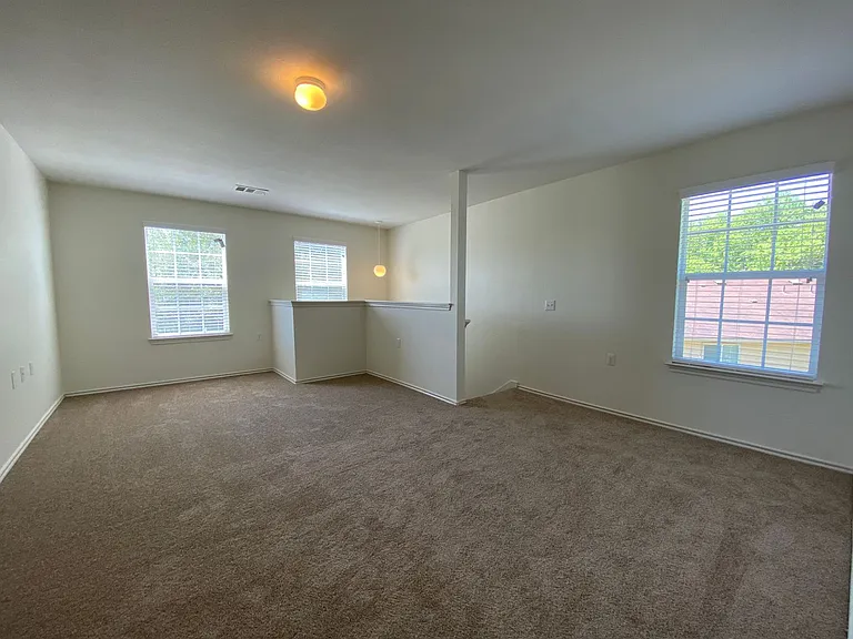 7908 Nater Ln — Photo 14