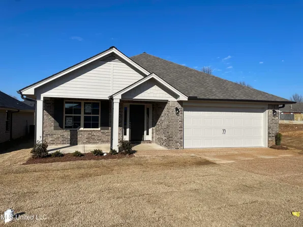 1618 Cambria Dr, Southaven, MS 38671