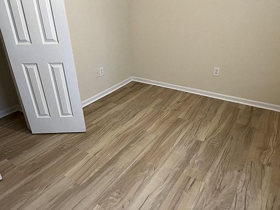 2nd image of 119 Middleton Blvd #119