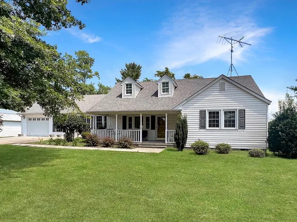 4660 Irish Rd, Chatham, VA 24531