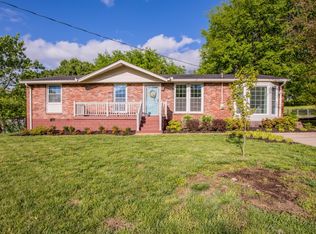618 Whispering Hills Dr, Nashville, TN 37211