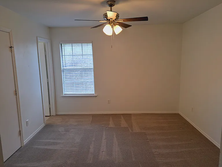6703 Hill Oaks Dr #A — Photo 16