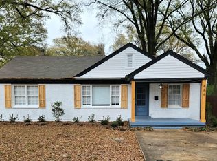 866 Colonial Rd, Memphis, TN 38117