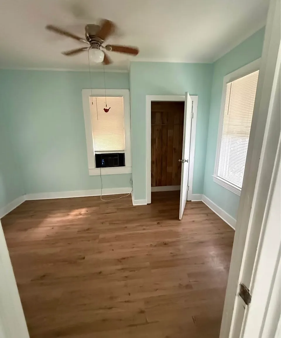 2 bed, 1000 sqft, $700 — Photo 4