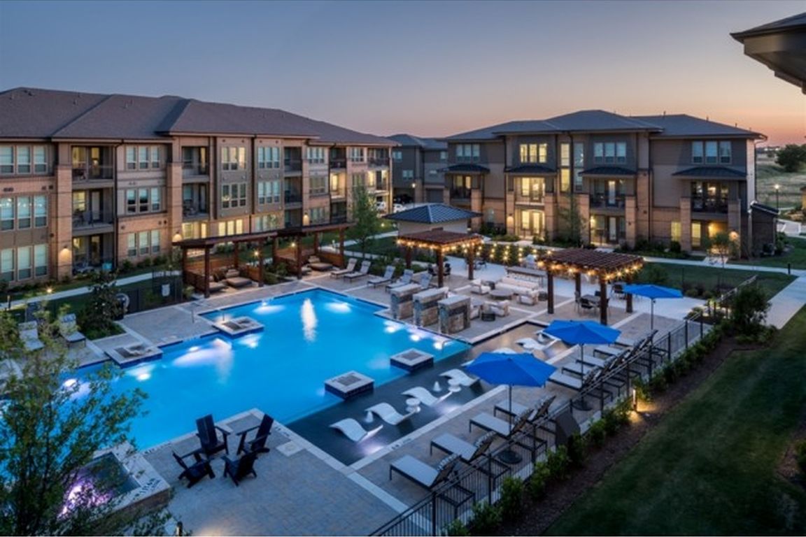 Resort Style Pool