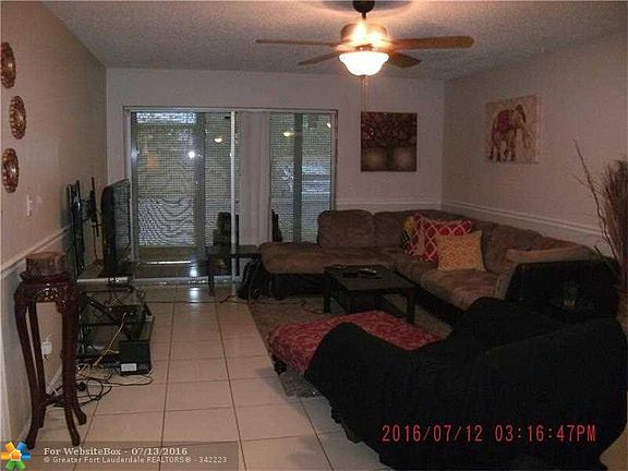 5th image of 959 SE 2nd Ave APT 144