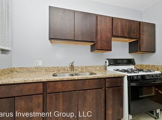 2137 E 70th St #10394749, Chicago, IL 60649