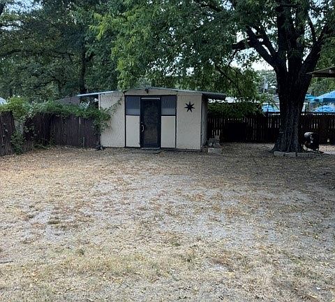 4th image of 3816 Rusty Dell Rd