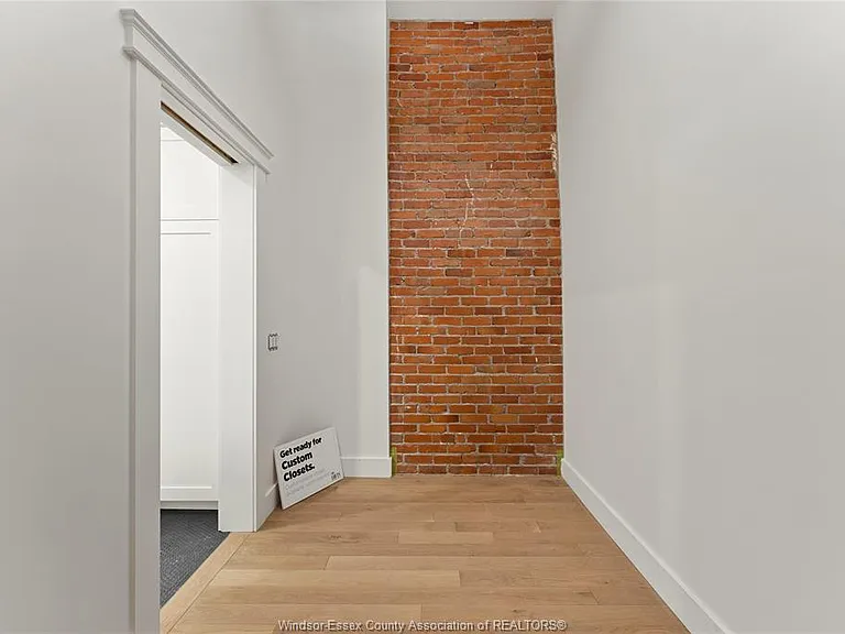 247 Brock St #401 — Photo 30