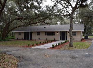 2747 Lake Griffin Rd, Lady Lake, FL 32159