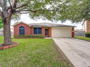 1030 Ambrosden Ln, Channelview, TX 77530