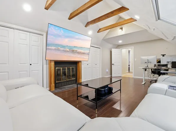 111 Brigham St Unit 19A, Hudson, MA 01749