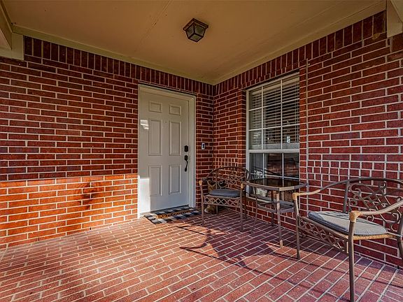 3rd image of 21546 Hughes Court