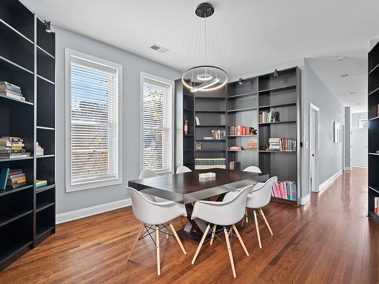 913 W Belden Ave #3 — Photo 5