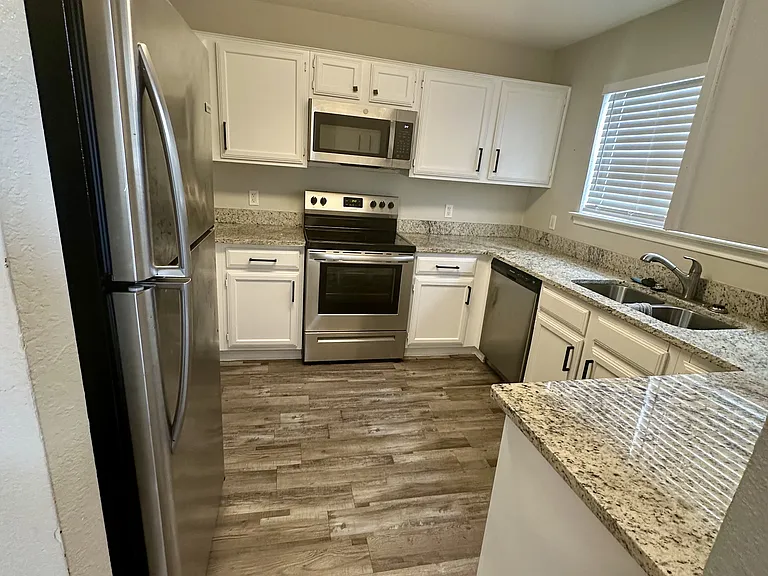 1601 Wynn Joyce Rd — Photo 19