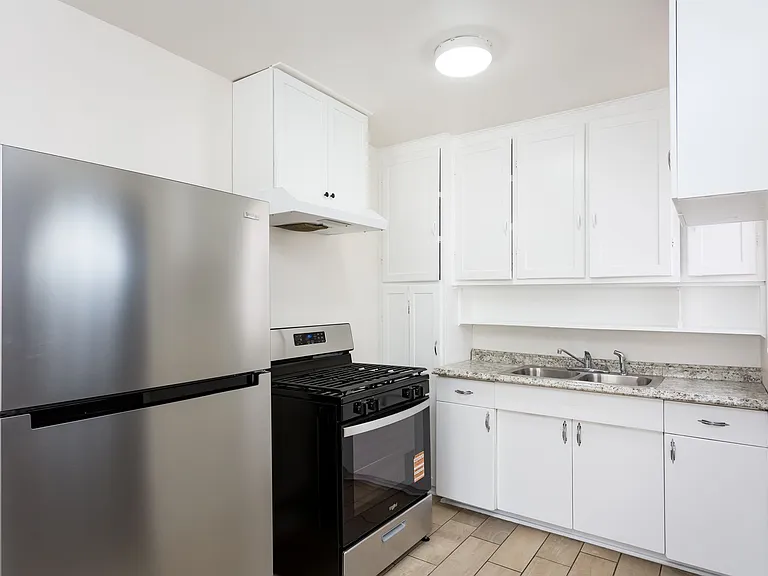 3830 Kettner Blvd — Photo 5