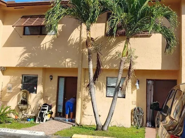 6850 NW 173rd Dr APT 106, Hialeah, FL 33015