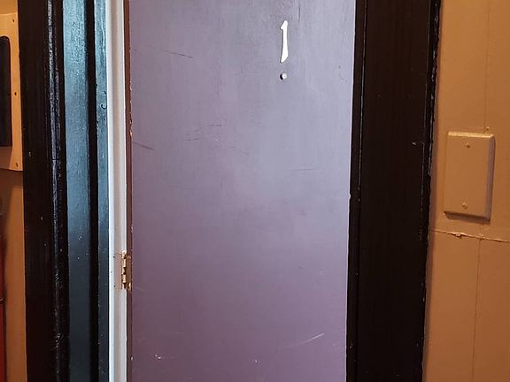 3rd image of 102 N Lombardy St