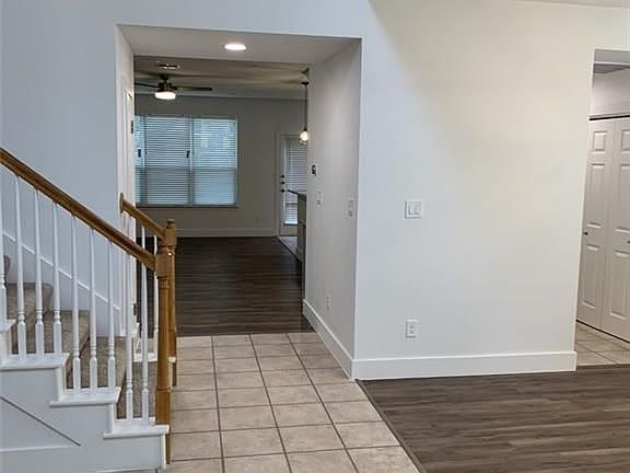 2nd image of 14954 Doria Dr