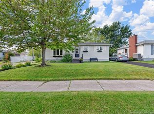 20 Dolphin Dr, Moncton, NB E1A4W4