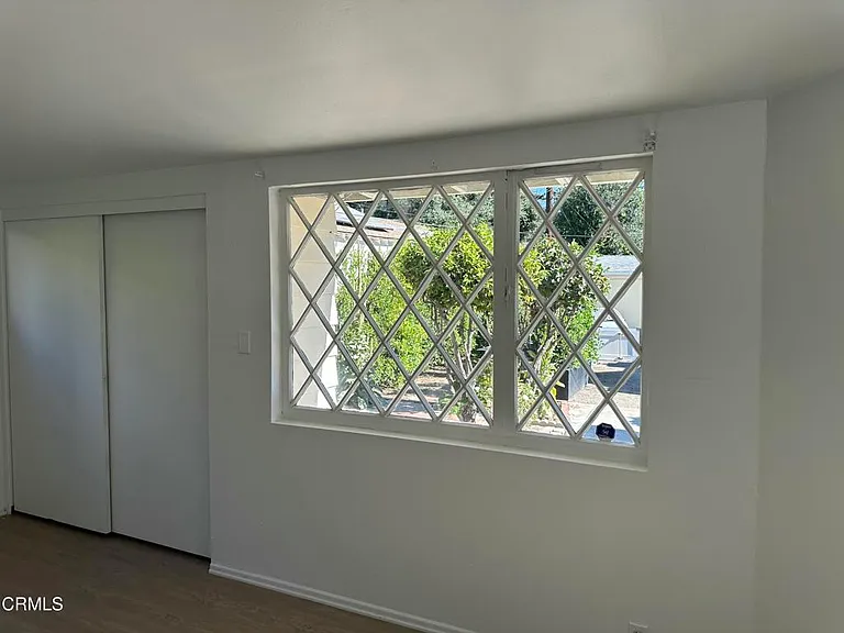 2122 Navarro Ave — Photo 21