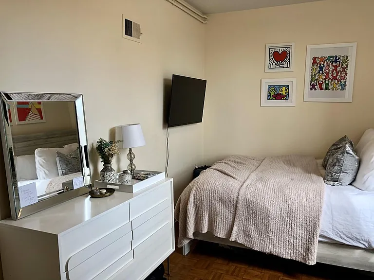1000 W Armitage Ave #4B — Photo 13