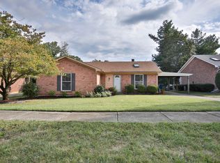 6605 Holly Lake Dr, Louisville, KY 40291