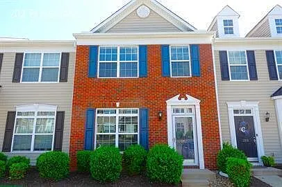 202 Elise Dr