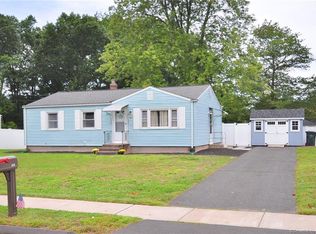 360 Reed Ave, Windsor Locks, CT 06096