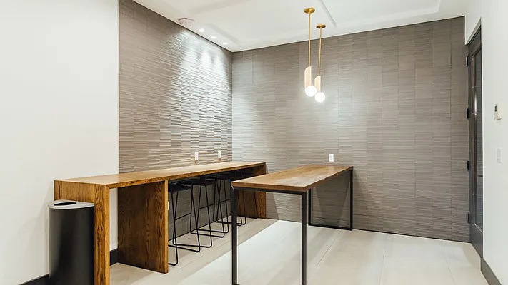 Rented by Nooklyn NYC LLC | media 80