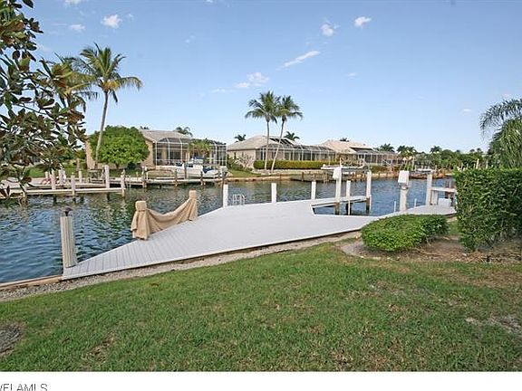 3rd image of 1108 Bond Ct