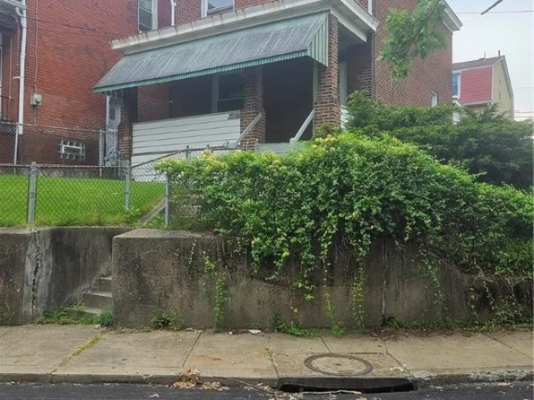 2945 Devlin St, Pittsburgh, PA 15210