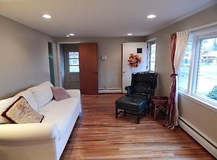 75 Falmouth Rd, Chicopee, MA 01020