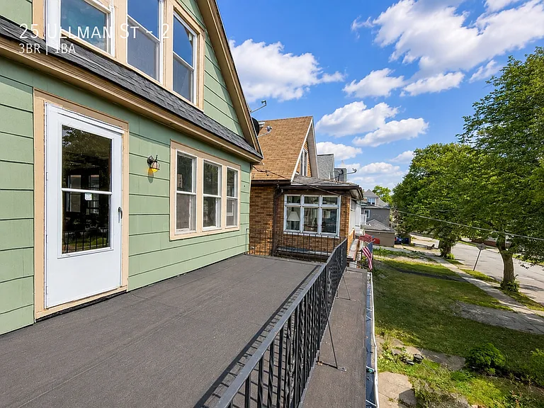 25 Ullman St #2 — Photo 8