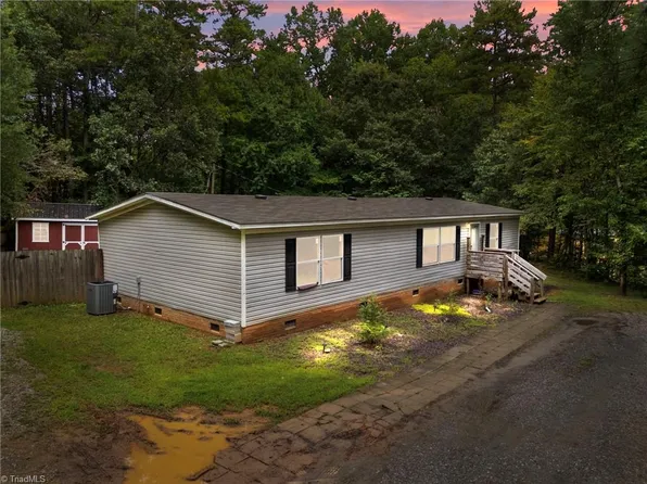 250 Timber Ridge Dr, Salisbury, NC 28144